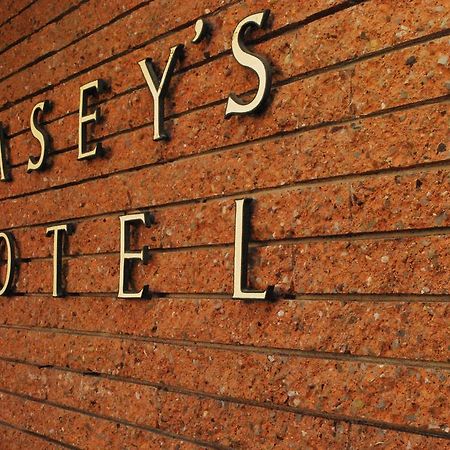 Casey'S Hotel グレンギャリフ エクステリア 写真